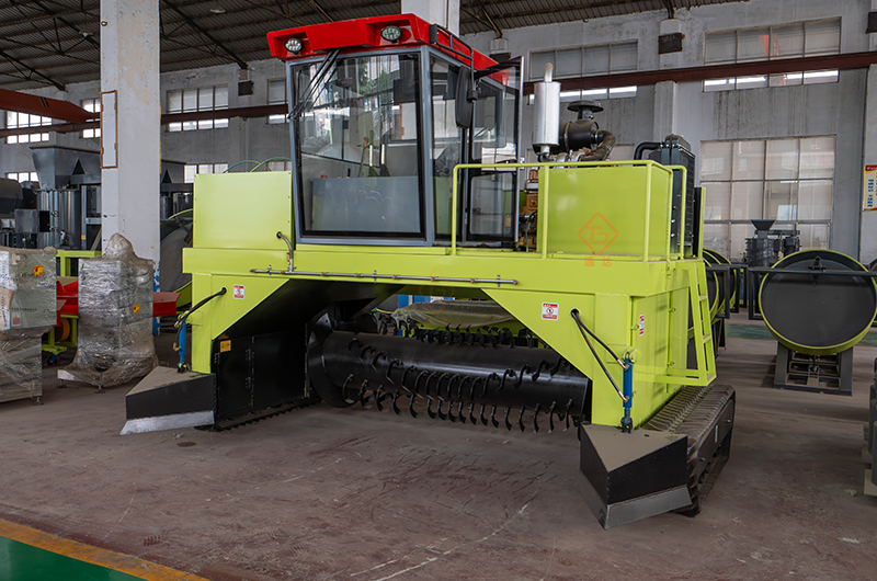 有機肥履帶式翻拋機 有機肥履帶式翻拋機